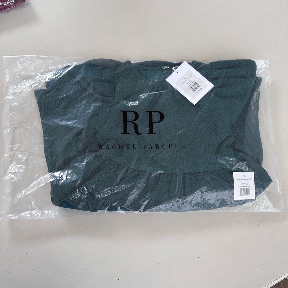 NWT Rachel Parcell Jaquard girls Puff Sleeve Dress in Dark Emerald Green - Picture 3 of 5
